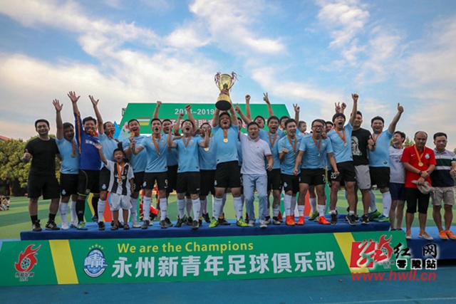 约基奇休战雷霆险胜掘金 鹈鹕力克火箭止3连败